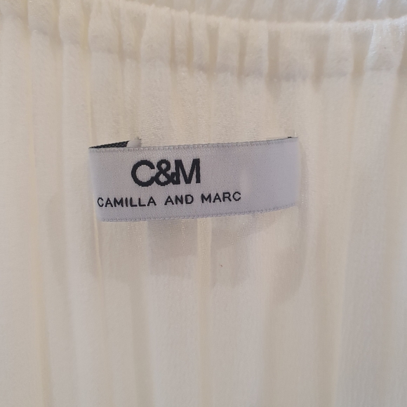 SOLD - Camilla and Marc White mini dress - Picture 6 of 6